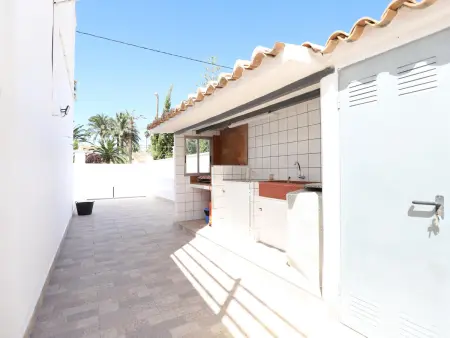 Villa indépendante à 200m de la plage d'Almardá avec jardin et piscine partagée - Photo 24