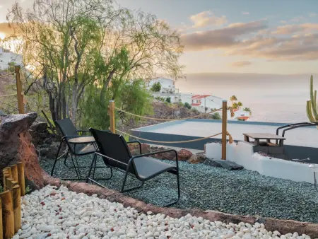 Villa élégante avec jardin et piscine privée à Tabaiba - Photo 3