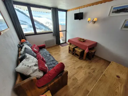Superbe studio étage élevé  Ski aux pieds  Vue pistes - Photo 1