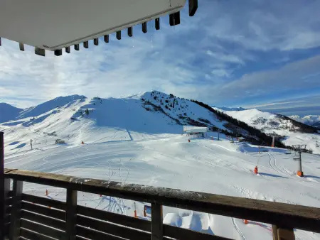 Superbe studio étage élevé  Ski aux pieds  Vue pistes - Photo 9
