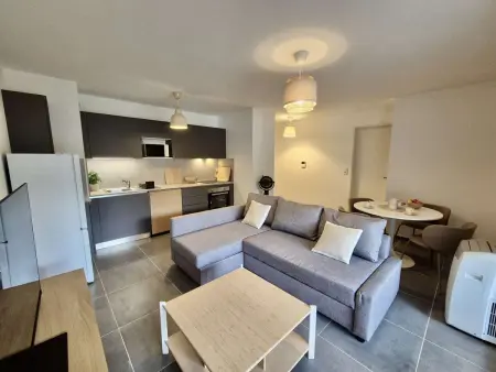 Appartement moderne avec piscine, climatisation et parking à Cavalaire-sur-Mer - Photo 1