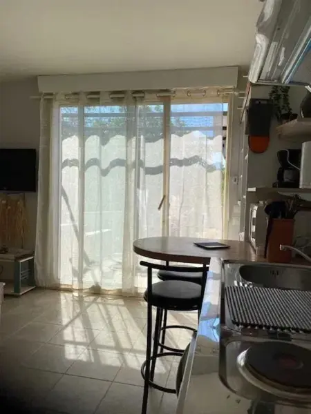 Studio cosy avec jardin à Aigues-Mortes, 25 m² - Photo 4