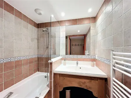 Appartement T3 confortable avec balcon et parking - Photo 10