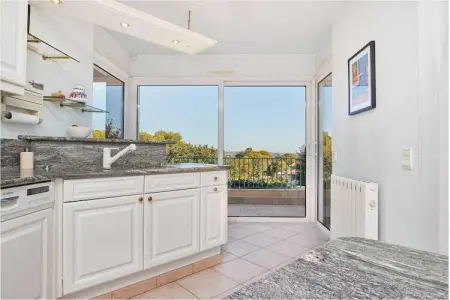 AP-652-PERTUADES, Villa climatisée avec piscine et jacuzzi 3 chambres/6 personnes - Vallauris - Photo 2