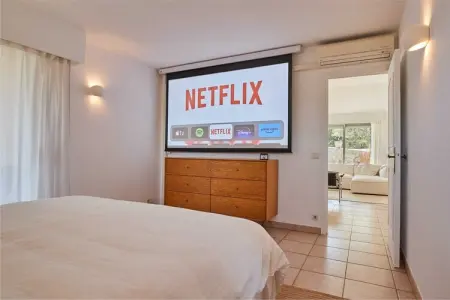 AP-652-PERTUADES, Villa climatisée avec piscine et jacuzzi 3 chambres/6 personnes - Vallauris - Photo 120