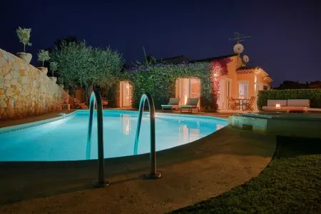 AP-652-PERTUADES, Villa climatisée avec piscine et jacuzzi 3 chambres/6 personnes - Vallauris - Photo 205