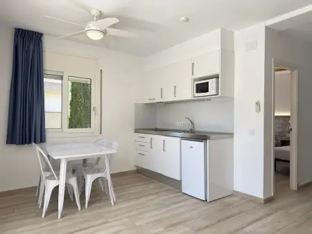 Appartement charmant 4 pers. à Roses avec piscine - Photo 5