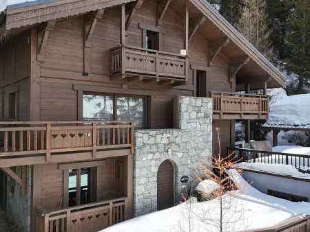 Chalet spacieux avec terrasse et jacuzzi, proche des pistes pour 14 personnes - Photo 16
