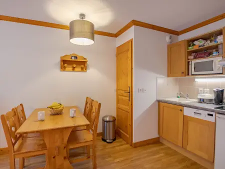 Bel appartement 2 pièces pour 4 personnes, parking, balcon sud - Photo 6