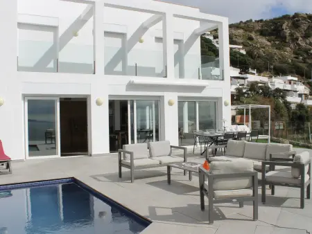 Élégante maison moderne avec piscine privée et vue mer - Roses - Photo 2