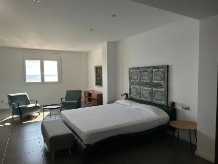 Élégante maison moderne avec piscine privée et vue mer - Roses - Photo 16