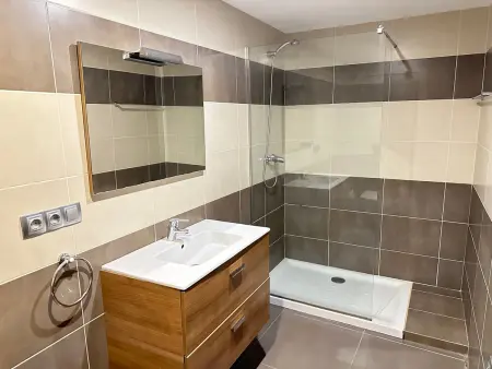 Élégante maison moderne avec piscine privée et vue mer - Roses - Photo 25