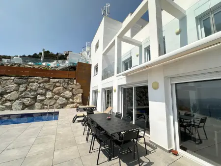 Élégante maison moderne avec piscine privée et vue mer - Roses - Photo 27