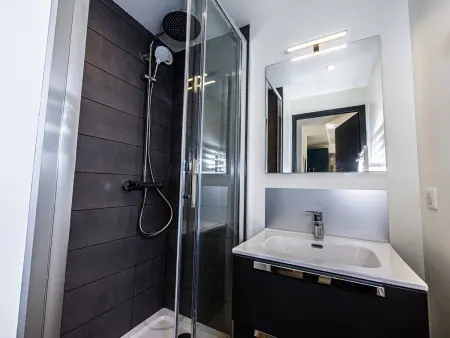 Bel appartement rénové à Plagne Bellecôte pour 7 personnes, proche télécabine - Photo 12