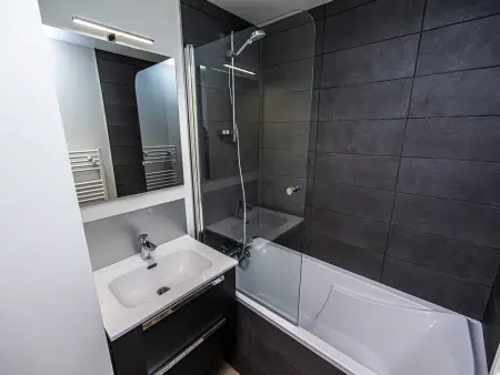 Bel appartement rénové à Plagne Bellecôte pour 7 personnes, proche télécabine - Photo 14