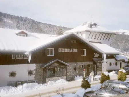 Charmant appartement à Morzine avec balcon, animaux acceptés - Photo 14