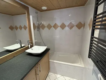 Appartement 3 pièces à Villard-sur-Doron, 8 personnes, parking couvert - Photo 9