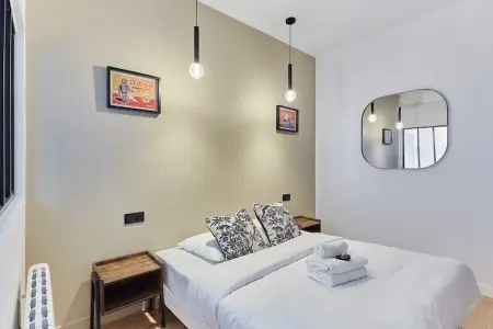REUNION NEW, Superbe Loft AC Paris Père Lachaise 3 ch - Photo 4