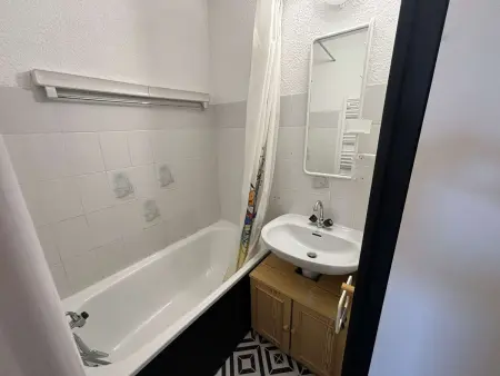 Appartement lumineux 2 pièces à 400m des pistes, parking inclus - Photo 8