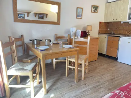 Studio montagne 4 pers, Sud, Ski aux pieds, Appartement 4 personnes à Risoul - Photo 3