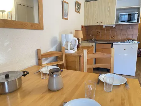 Studio montagne 4 pers, Sud, Ski aux pieds, Appartement 4 personnes à Risoul - Photo 4