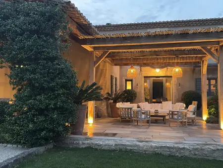 Charmant Mas Provençal avec Piscine aux Alpilles - Photo 8