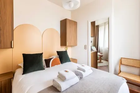 ES-7-RECULETTES-6, Résidence Port-Royal - Magnifique appartement - 1BR-4P - Photo 2