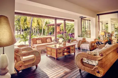 Spacieuse villa avec piscine privée à Saint-Gilles les Bains 300 m² - Photo 5