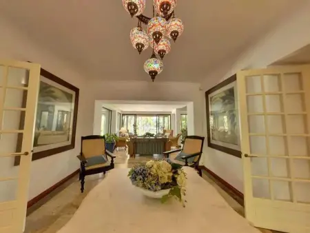Spacieuse villa avec piscine privée à Saint-Gilles les Bains 300 m² - Photo 12