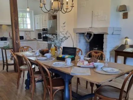 Gîte Charme et Confort à Saint-Haon-le-Châtel, Animaux admis - Photo 7