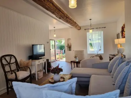 Gîte Charme et Confort à Saint-Haon-le-Châtel, Animaux admis - Photo 11