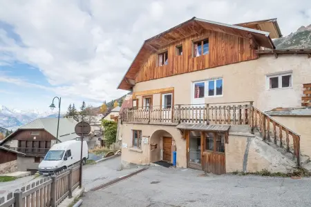 Grande maison de montagne à Vars avec sauna et spa - Photo 7