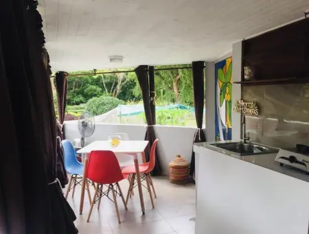 Charmant appartement à Albion avec piscine partagée, 20,3 m² - Photo 10