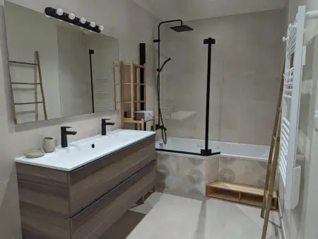 Grande maison avec piscine privée, wifi et animaux acceptés pour 15 pers. - Photo 15