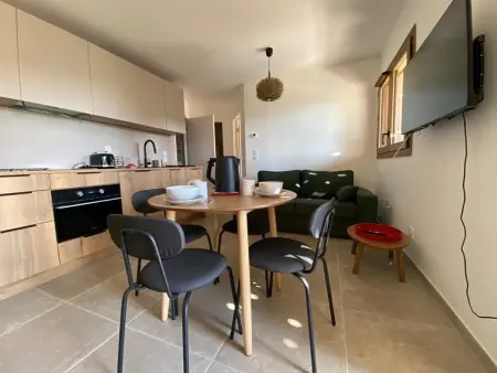 Appartement moderne 2 pièces + cabine, 4 personnes, parking - Photo 5