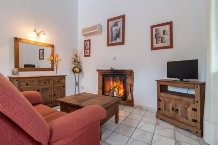 Bungalow Alcón 8, Spacieuse maison de campagne Ibipozo avec piscine - Photo 14