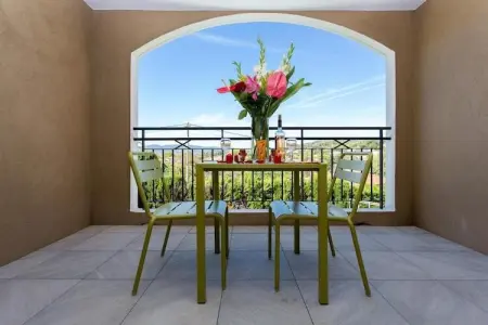 Adonis Mougins T2, Confort élégant à Mougins près de Cannes - Photo 4