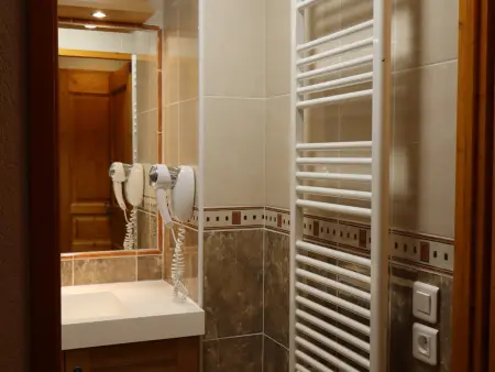 2 pièces 4 pers, Sud, piscine, parking, Appartement 4 personnes à Valloire - Photo 7