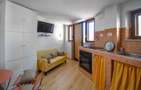 Appartement 3 personnes à Castel di Tora - Photo 2
