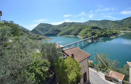 Appartement 3 personnes à Castel di Tora - Photo 10