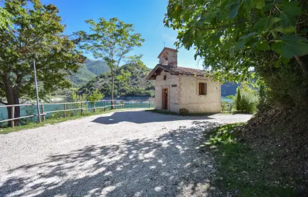 Appartement 3 personnes à Castel di Tora - Photo 26
