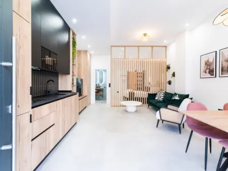 Luxe et Confort au Cœur de Grenade, Appartement 2 personnes à Grenade - Photo 10