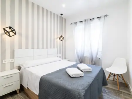 Luxe et Charme à Grenade: Appartement Rénové Près du Centre et Gare - Photo 2