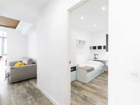 Luxe et Charme à Grenade: Appartement Rénové Près du Centre et Gare - Photo 16