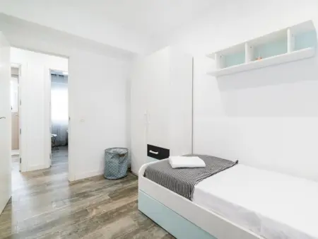 Luxe et Charme à Grenade: Appartement Rénové Près du Centre et Gare - Photo 22