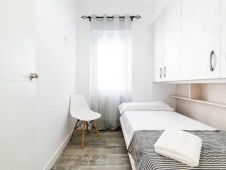 Luxe et Charme à Grenade: Appartement Rénové Près du Centre et Gare - Photo 24