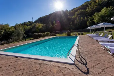 Sole, Studio dans une ferme avec piscine - Photo 20