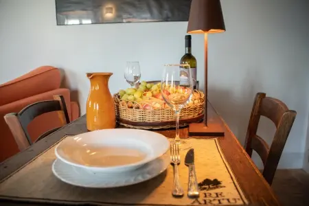 Sole, Studio dans une ferme avec piscine - Photo 22