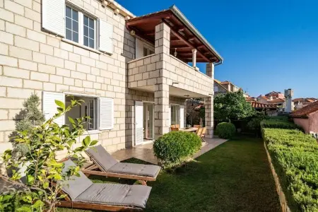 Villa Vista Old Town - Four Bedroom House with Terrace and Sea View, Villa Vista Old Town - Four Bedroom House with Terrace and Sea View - Photo 33