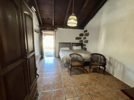Évasion Rurale : Maison Canarienne avec Piscine et Jardin - Photo 20